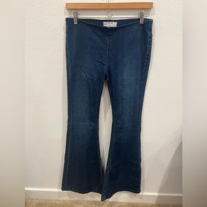 Free People Stretchy Bell Bottoms - Dark Jean (27)